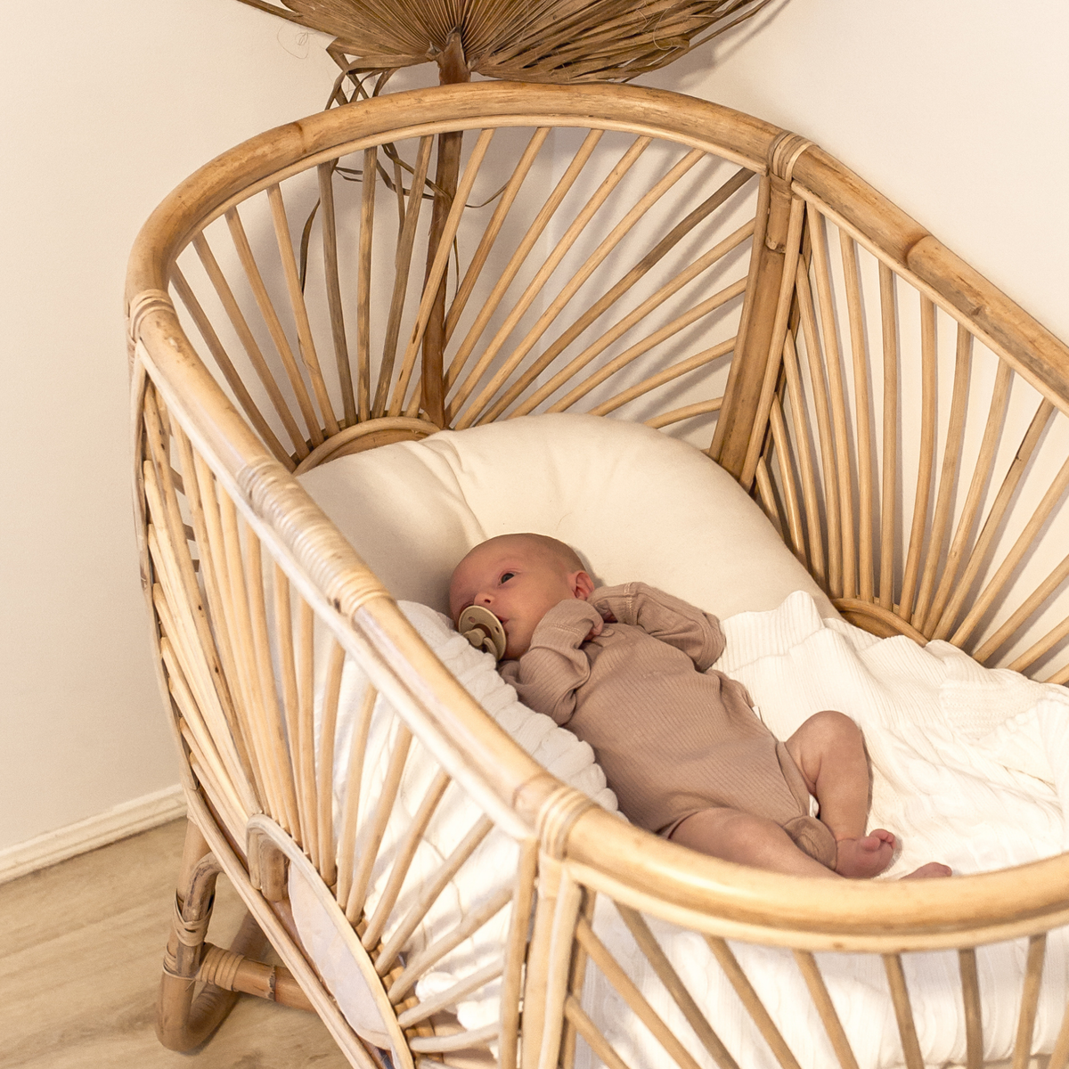 Sunshine Rattan Bassinet-HarvestDesignLiving-HarvestDesignLiving