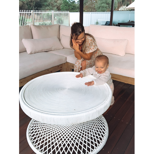 Flores Coffee Table [Colour: White]