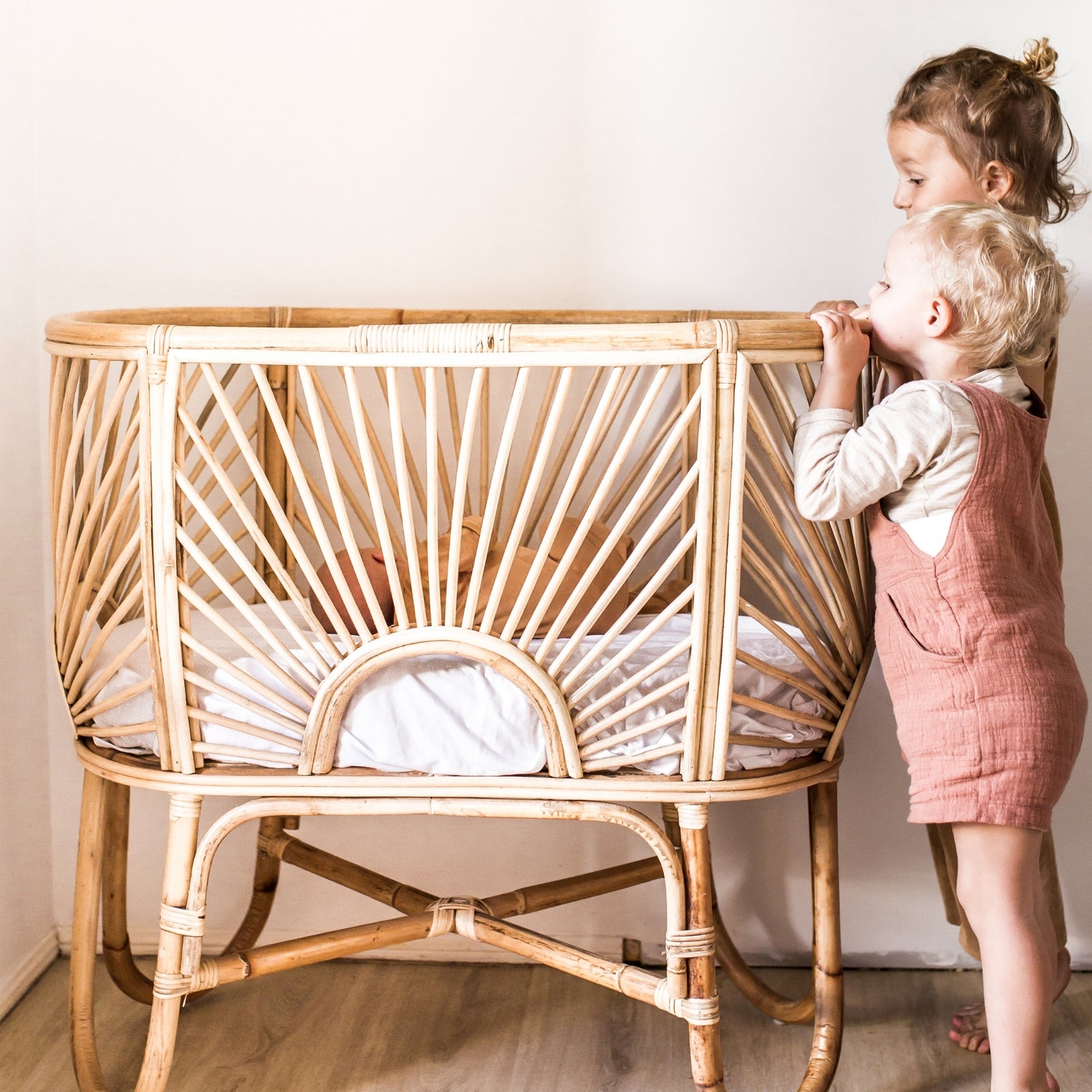 Sunshine Rattan Bassinet-HarvestDesignLiving-HarvestDesignLiving